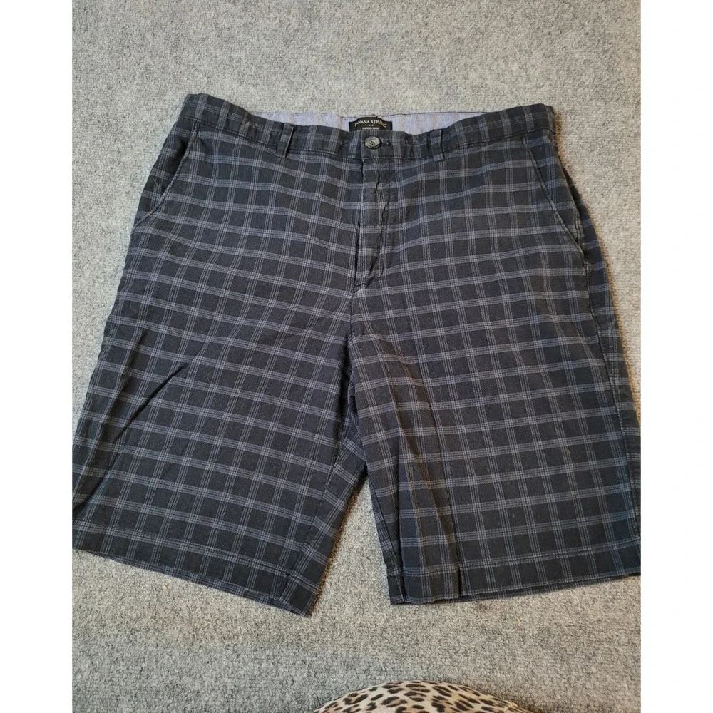 Banana Republic Shorts Mens 36 Blue Plaid Flat Front Chino 10